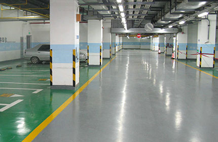 停車場環氧地坪施工采用地坪漆有哪些優點？